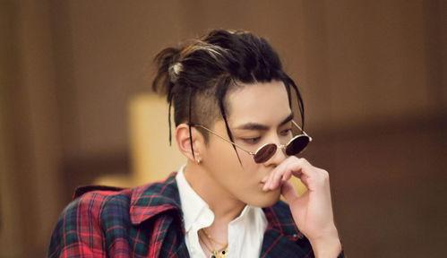 最新爆料吴亦凡